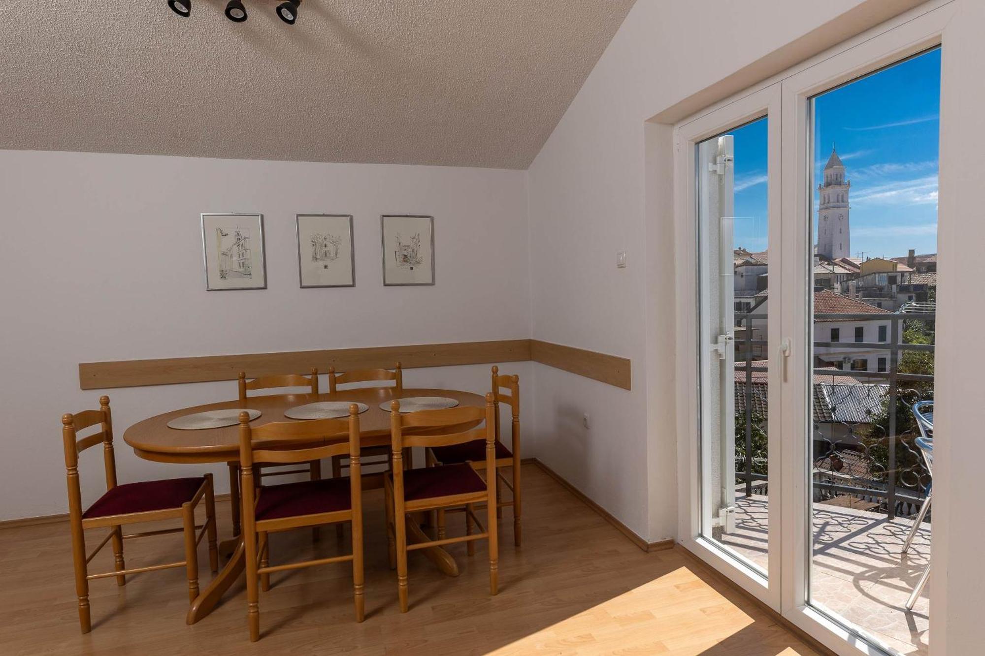 House Masa Apartment Novi Vinodolski